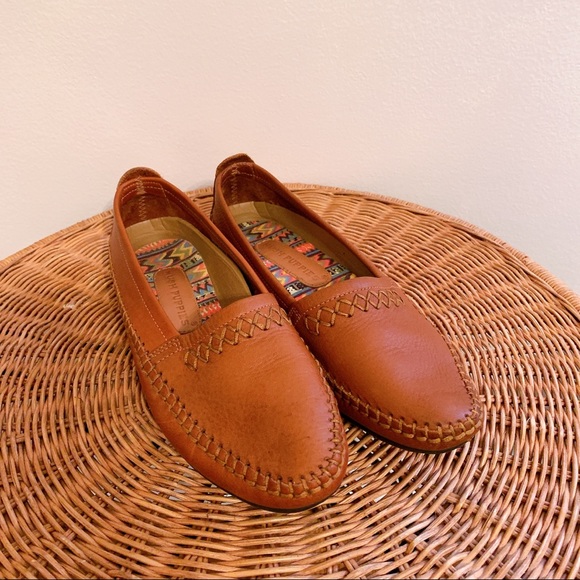 Hush Puppies Shoes Brown Hush Puppies Womens Flats Poshmark